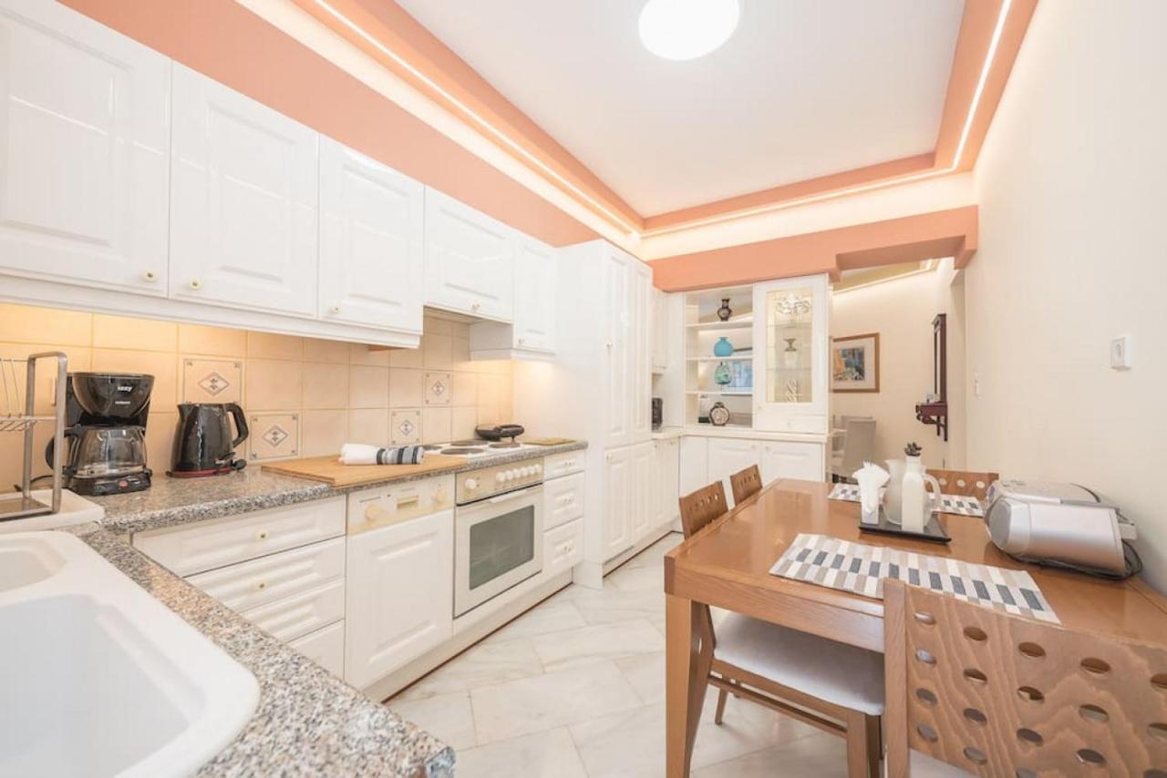 Central 3Br Apartment Next To Panormou Metro! Athens Exterior photo