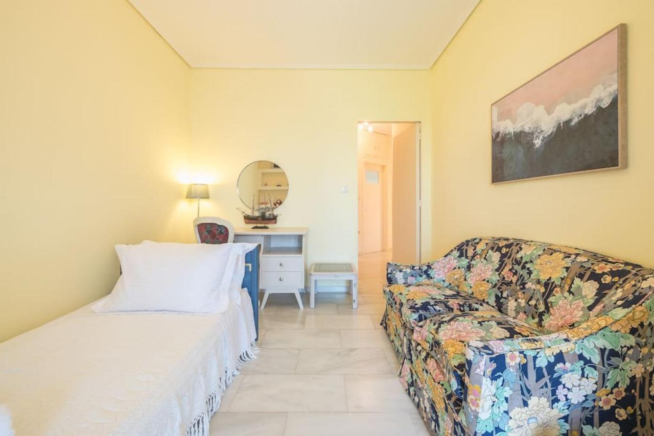 Central 3Br Apartment Next To Panormou Metro! Athens Exterior photo