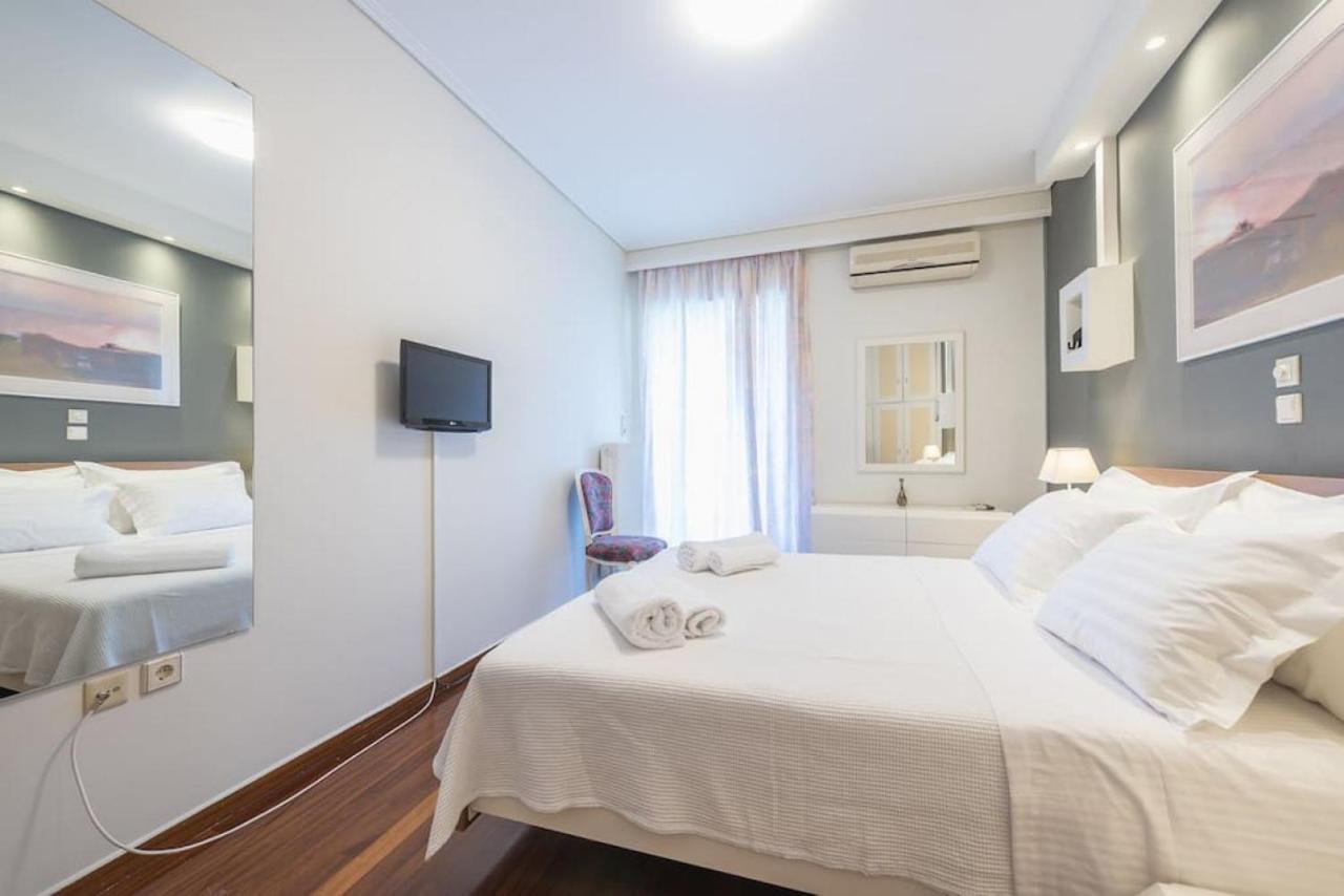 Central 3Br Apartment Next To Panormou Metro! Athens Exterior photo